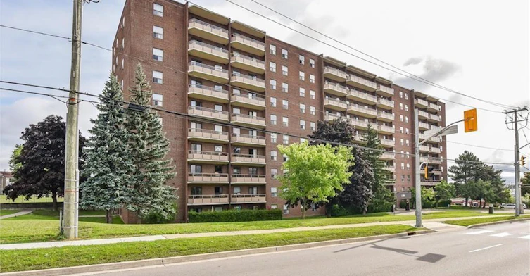 710-1100 Courtland Avenue E, Kitchener, ON, N2C 2H9
