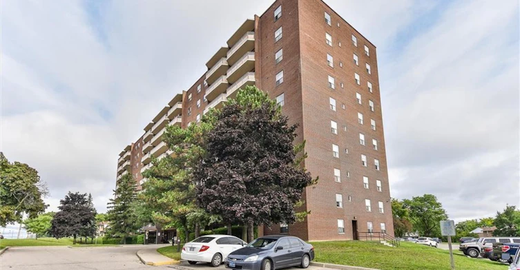 710-1100 Courtland Avenue E, Kitchener, ON, N2C 2H9 - 2