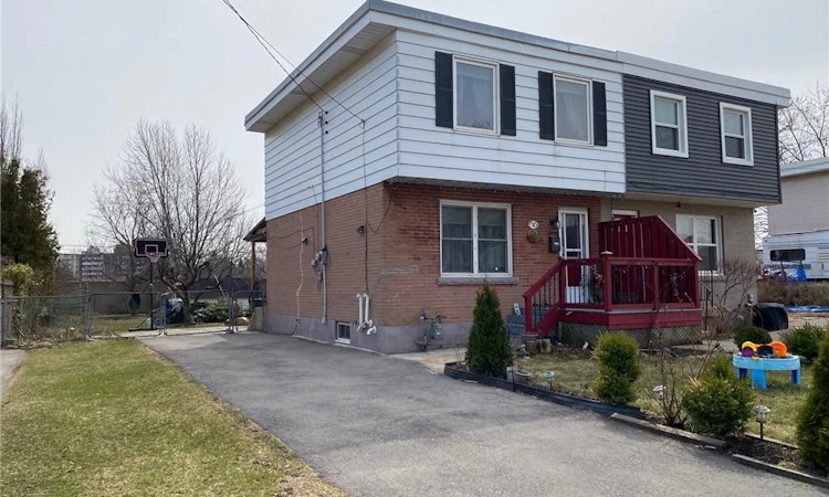 10 Armstrong Avenue