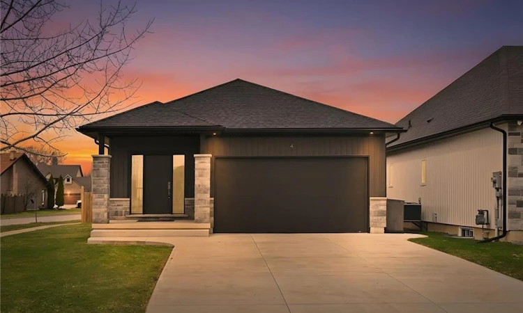 4 Harvard Court