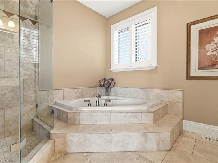 1318 Concession Rd 6 W, Hamilton, ON, L8B 1N1 - 11