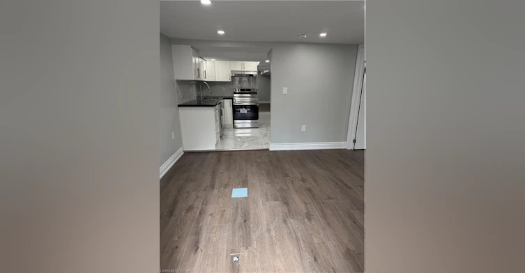 Lower-276 Belmoral Avenue N, Hamilton, ON, L8L 7S4 - 2