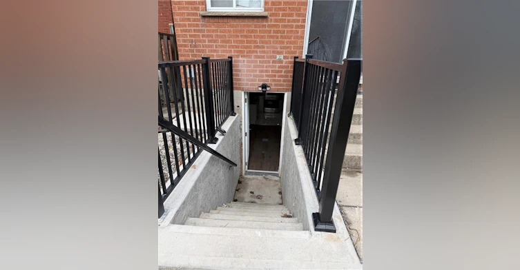Lower-276 Belmoral Avenue N, Hamilton, ON, L8L 7S4