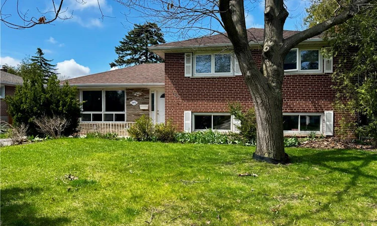2075 Seabrook Drive