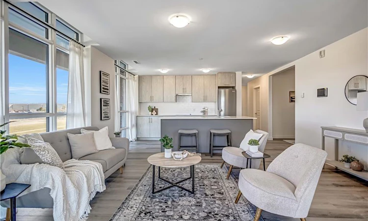 212-461 Green Road