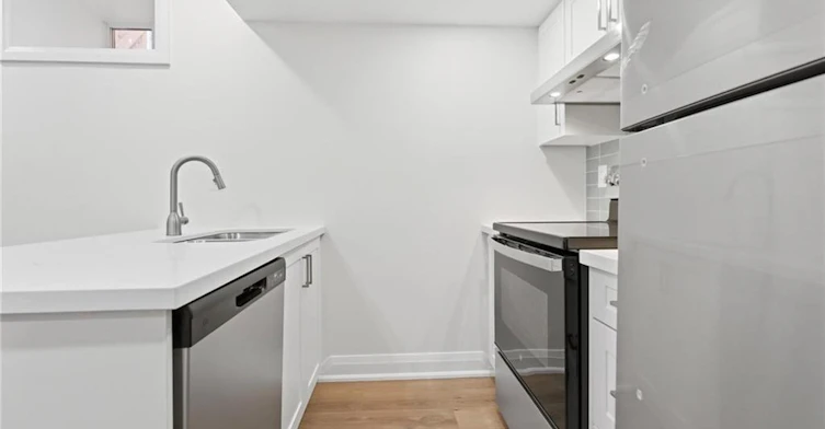 LOWER-187 Oak Avenue, Hamilton, ON, L8L 5M9 - 4