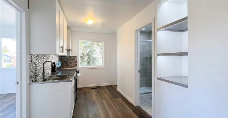 1-56 Skylark Drive, Hamilton, ON, L9A 4Y3 - 3