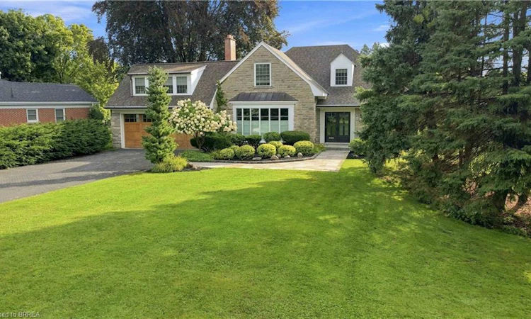 8 Tutela Heights Road