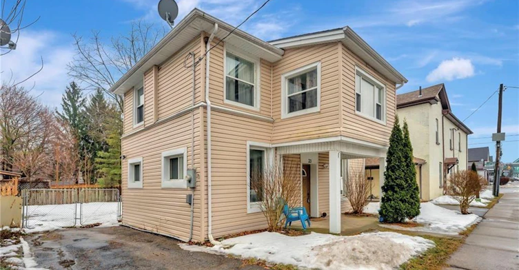 23 Palace Street, Brantford, ON, N3T 3W5 - 2