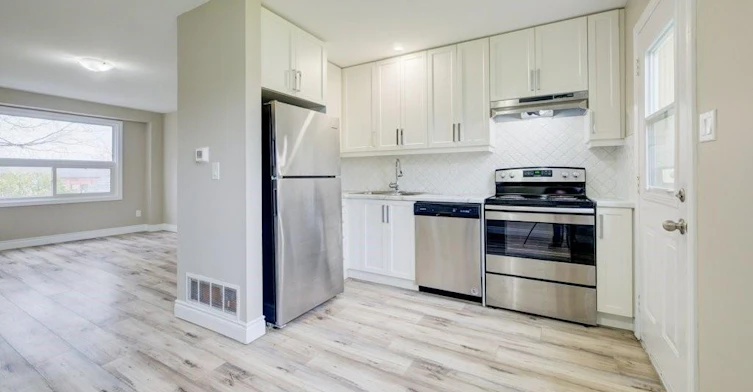 4 Ramore Street, Cambridge, ON, N1S 1P7 - 5