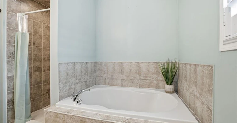 63 Fowler Drive, Hamilton, ON, L0R 1C0 - 32