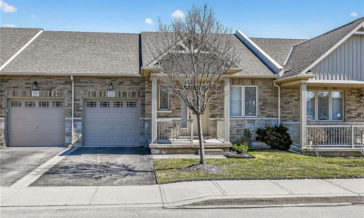 18 Ecker Lane