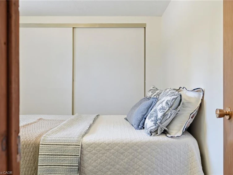 54 Nelson Street, Hamilton, ON, L0R 2H0 - 37