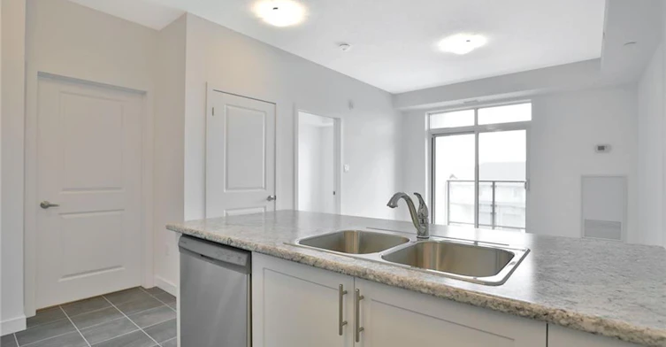 319-101 Shoreview Place, Hamilton, ON, L8E 0K2 - 11