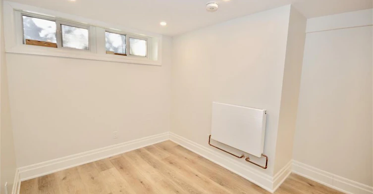 Lower-17 Inverness Avenue W, Hamilton, ON, L9C 1A1 - 12