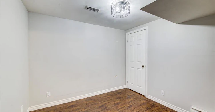 lower-213 Union Street E, Waterloo, ON, N2J 1C9 - 14