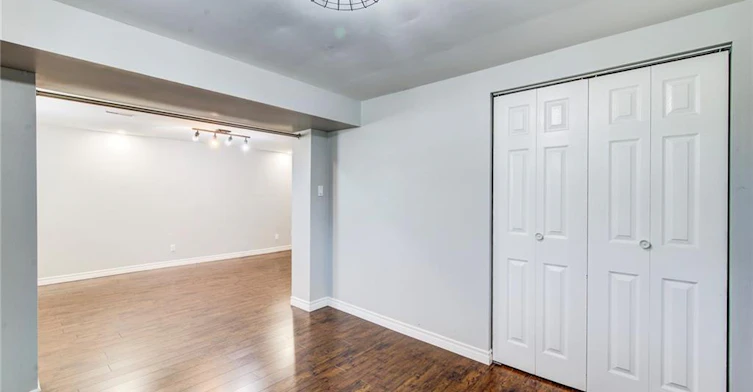 lower-213 Union Street E, Waterloo, ON, N2J 1C9 - 13