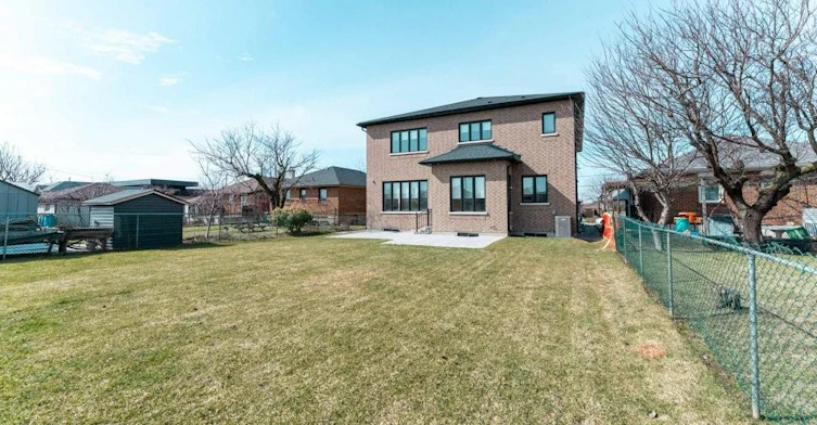 119 Jay Street, Toronto, ON, M6L 2M3 - 39