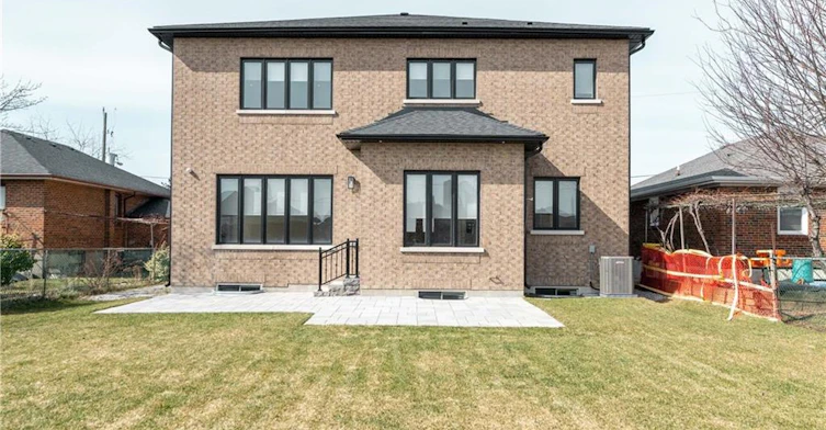 119 Jay Street, Toronto, ON, M6L 2M3 - 38
