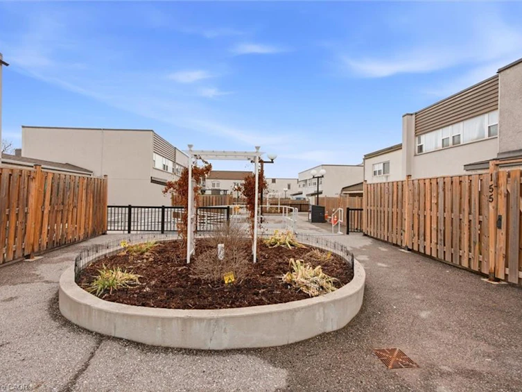 147-3040 Constitution Boulevard, Mississauga, ON, L4Y 3X7 - 25
