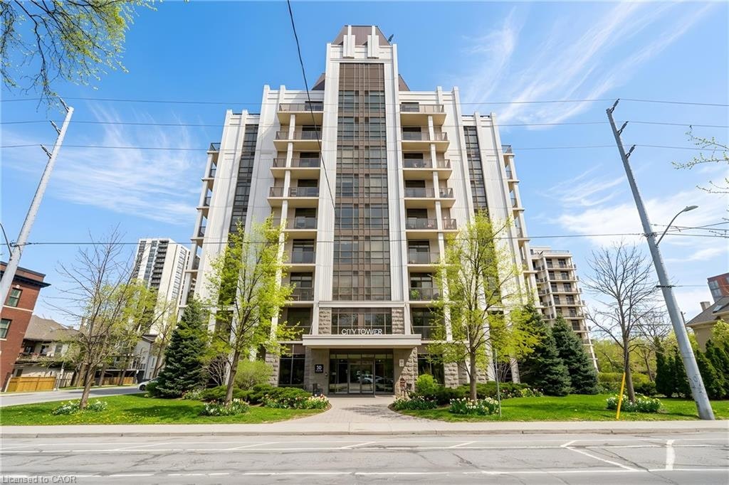 PH1-90 Charlton Avenue W, Hamilton, ON, L8P 0B4