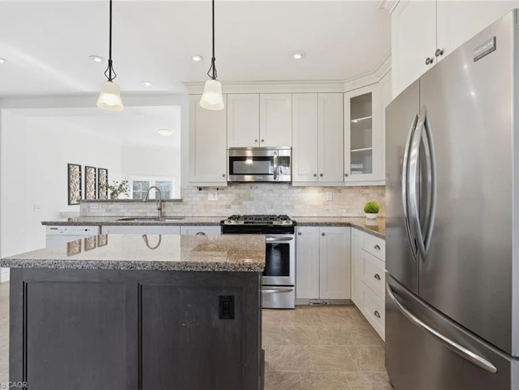 952 Danforth Avenue, Burlington, ON, L7T 1S8 - 10