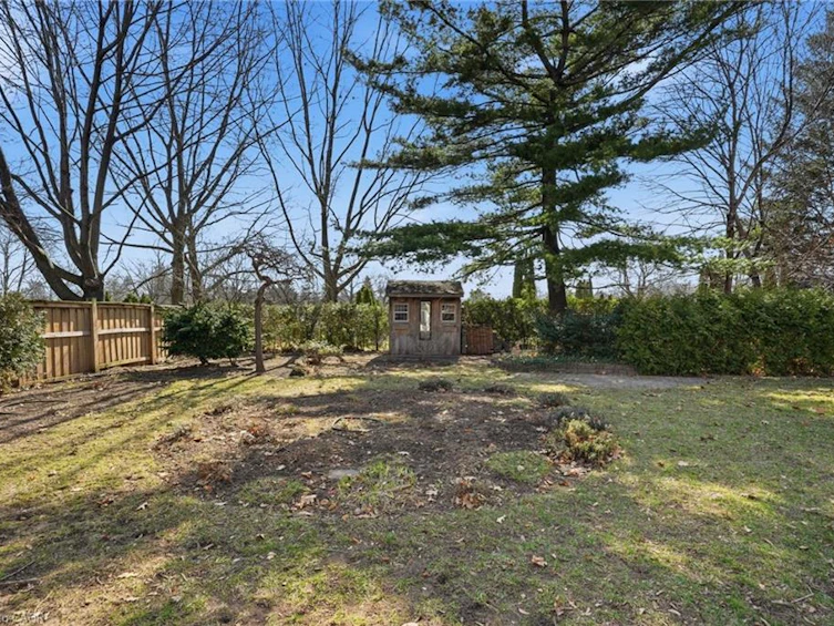952 Danforth Avenue, Burlington, ON, L7T 1S8 - 45