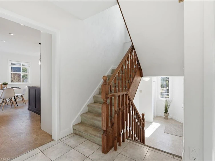 952 Danforth Avenue, Burlington, ON, L7T 1S8 - 24