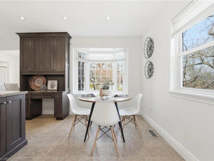 952 Danforth Avenue, Burlington, ON, L7T 1S8 - 15