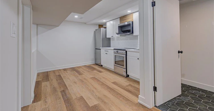 Lower-10 Weaver Street, Cambridge, ON, N3C 1V8 - 6