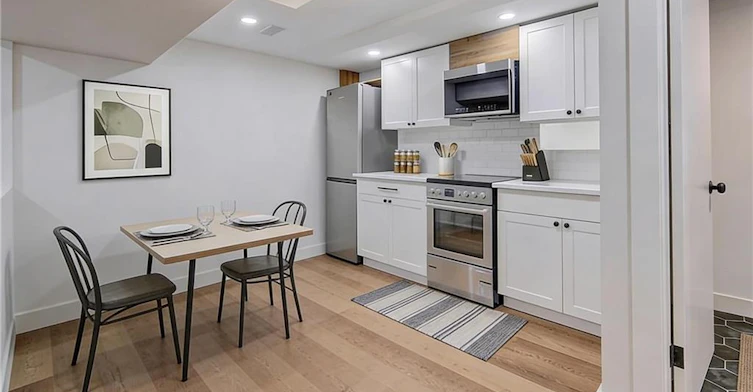 Lower-10 Weaver Street, Cambridge, ON, N3C 1V8 - 3