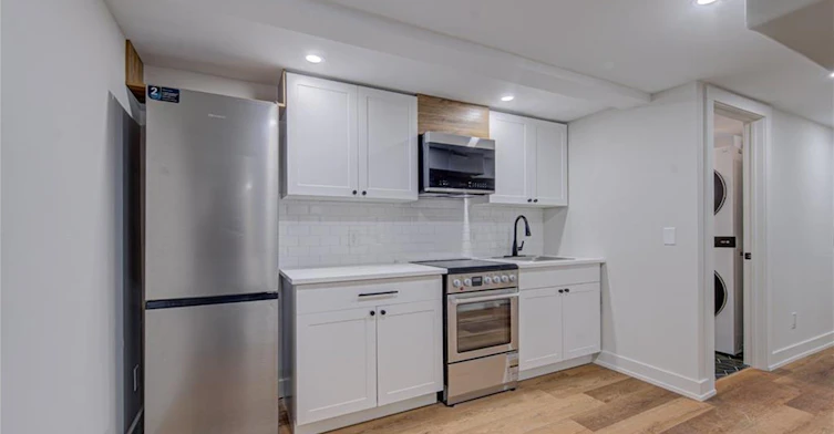 Lower-10 Weaver Street, Cambridge, ON, N3C 1V8 - 7