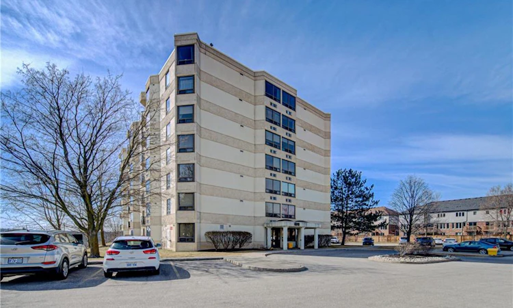 702-688 Preston Parkway