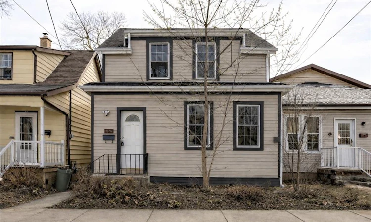 91 Royal Avenue