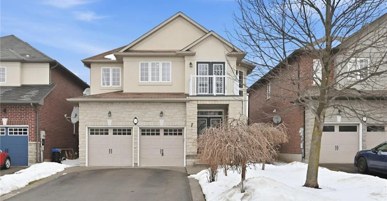 456 Valridge Drive, Hamilton, ON, L9G 0B2