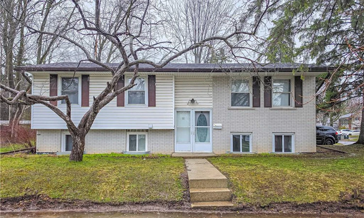 60 Austin Drive