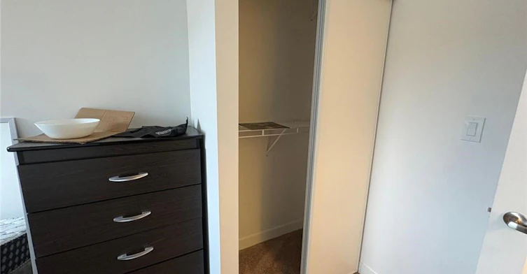 E1-20 Palace Street, Kitchener, ON, N2E 0J3 - 7