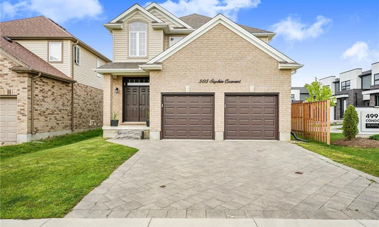 505 Sophia Crescent