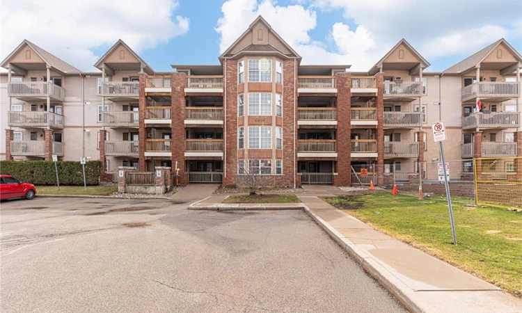 210-4005 Kilmer Drive