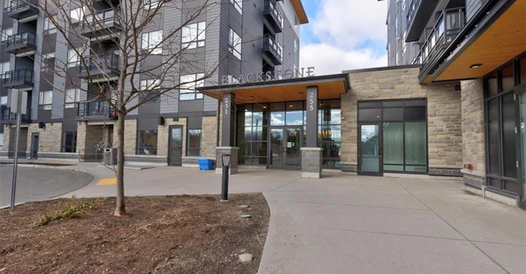 202-243 Northfield Drive E, Waterloo, ON, N2K 0H2 - 34