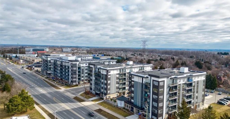 202-243 Northfield Drive E, Waterloo, ON, N2K 0H2 - 23