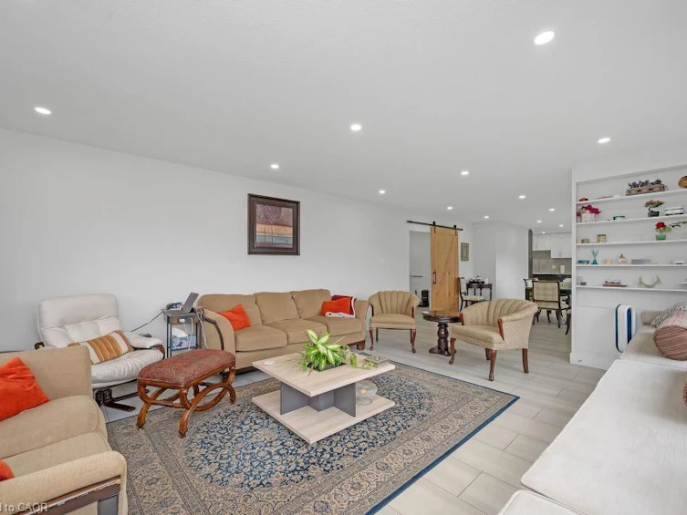 491 Highway 5 W, Hamilton, ON, L9H 5E2 - 10