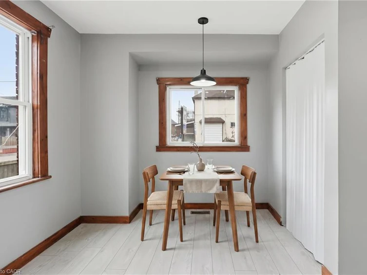 570 Cannon Street E, Hamilton, ON, L8L 2G4 - 8