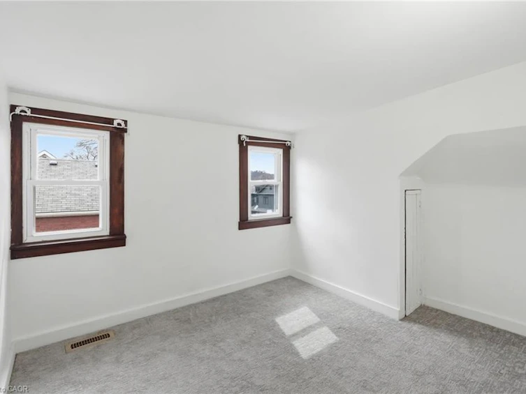 570 Cannon Street E, Hamilton, ON, L8L 2G4 - 29