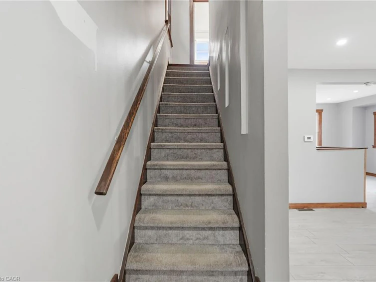 570 Cannon Street E, Hamilton, ON, L8L 2G4 - 16
