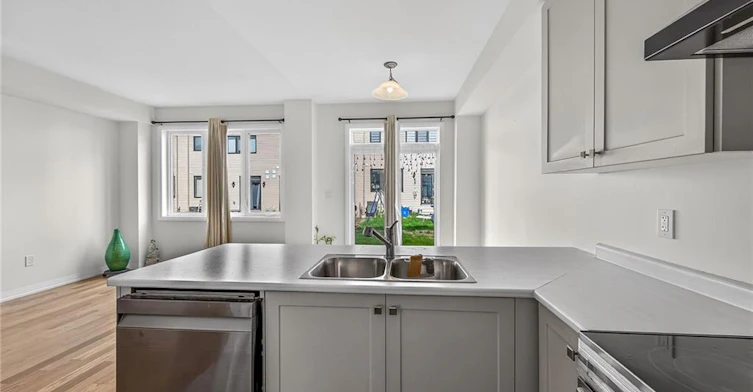 21 Lonsdale Road, Cayuga, ON, N3W 0J4 - 23