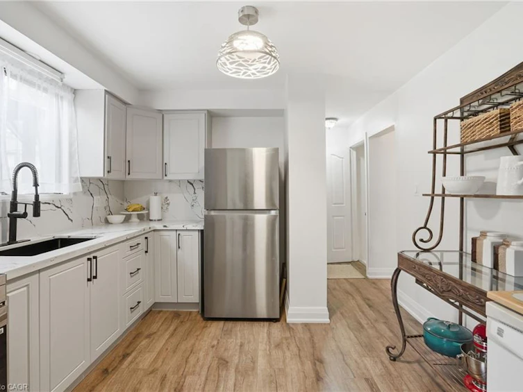 102 Dundee Drive, Cayuga, ON, N3W 1J8 - 10