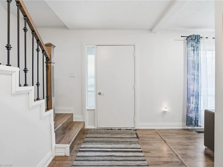 102 Dundee Drive, Cayuga, ON, N3W 1J8 - 4