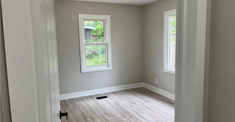upper-207 Mill Street, Woodstock, ON, N4S 2W9 - 8