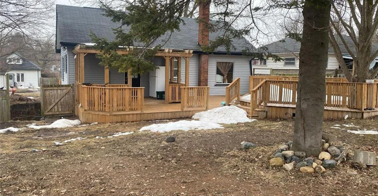 upper-207 Mill Street, Woodstock, ON, N4S 2W9 - 2